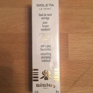 Sisley Anti-Aging Foundation (New!)